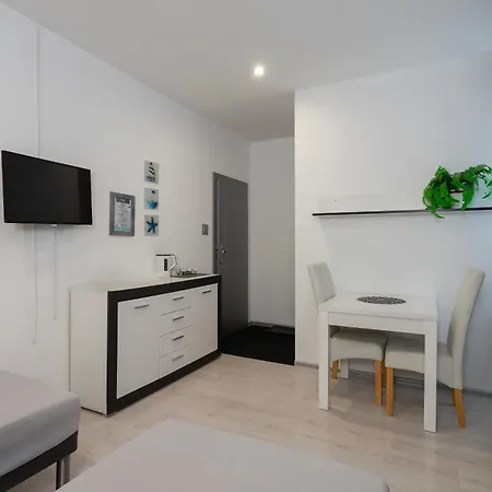 Keja Aparts - 05 Centrum *